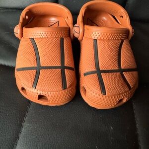 CROCS Kids Orange Basketball-Stripe Clogs
